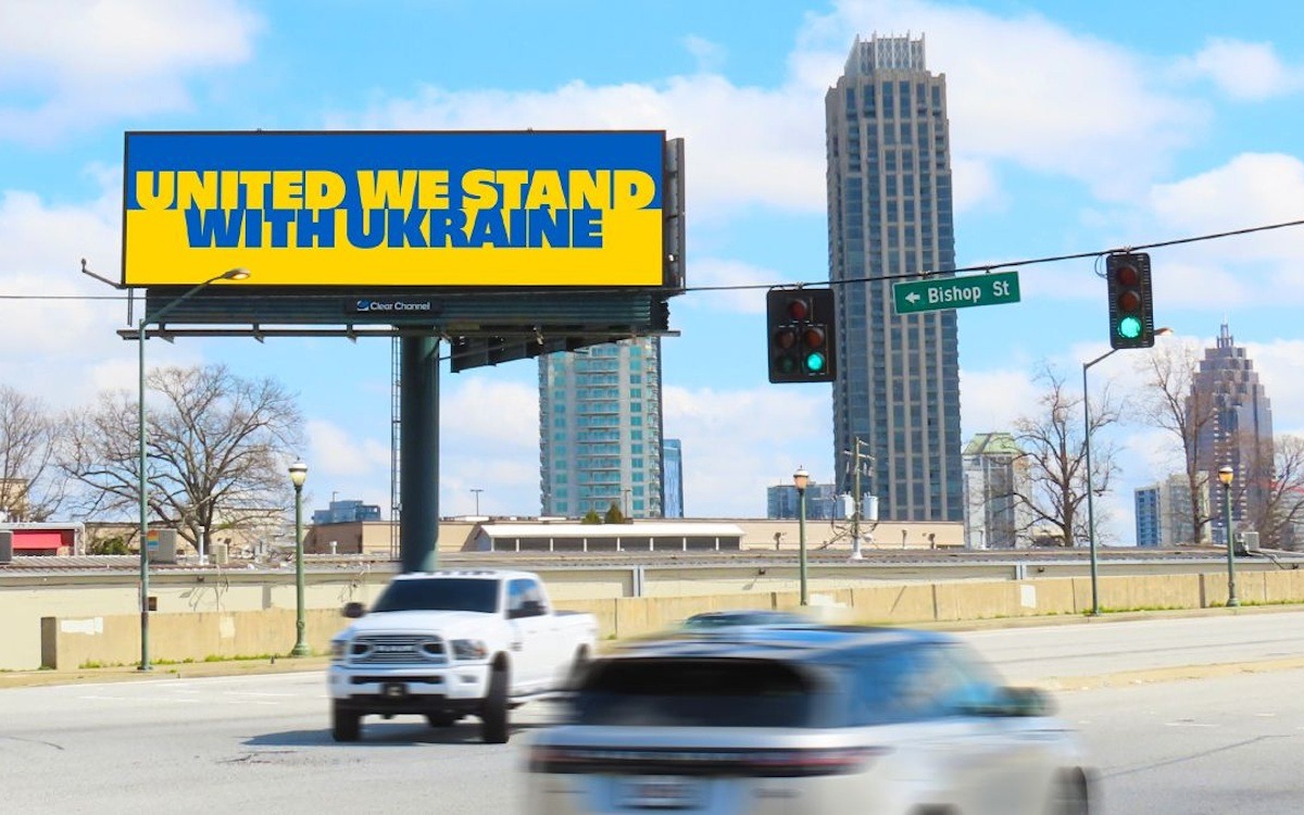 2022-02-nyc-clear-channel-outdoor-ukraine