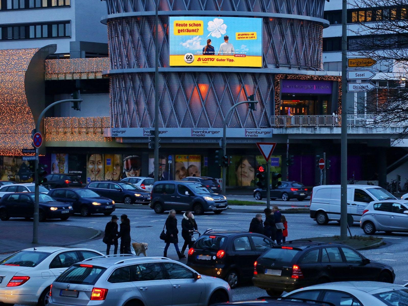Out of Home Vermarkter Plakatunion stellt seine neuen digitalen Werbeträger 2023 vor